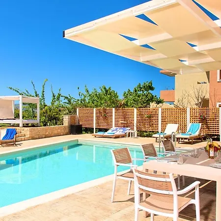 Villa Allas Heated Pool *