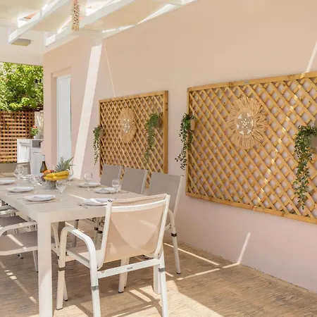 Allas Heated Pool Villa