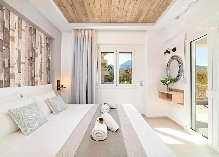 Allas Heated Pool חאניה