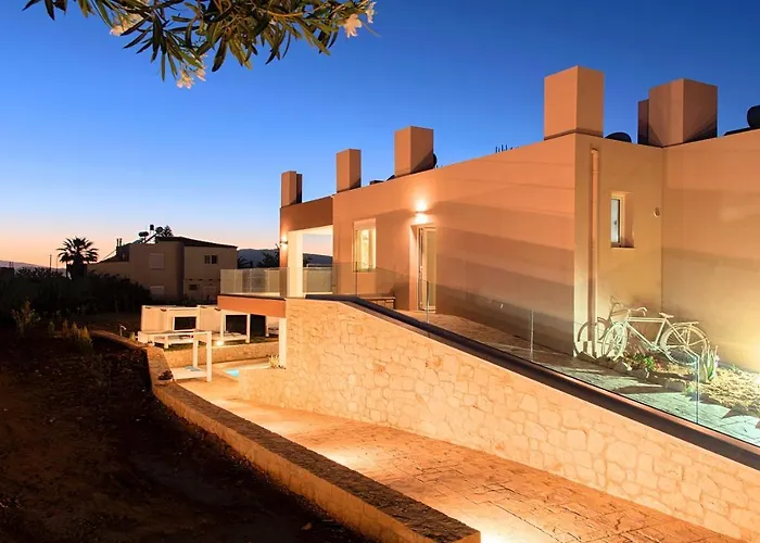 וילה Allas Heated Pool *