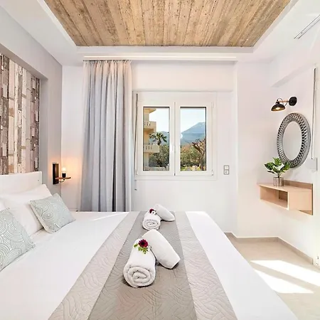 Allas Heated Pool La Canée