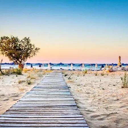 Allas Heated Pool Villa