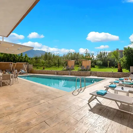 Villa Allas Heated Pool *